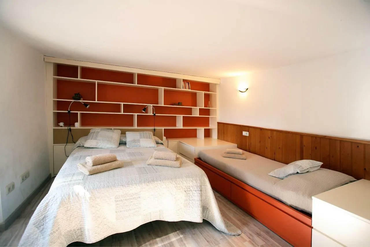 Masia Montbru Hotel Moia